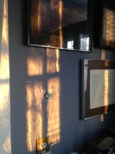 Sunrise spot on wall_4811